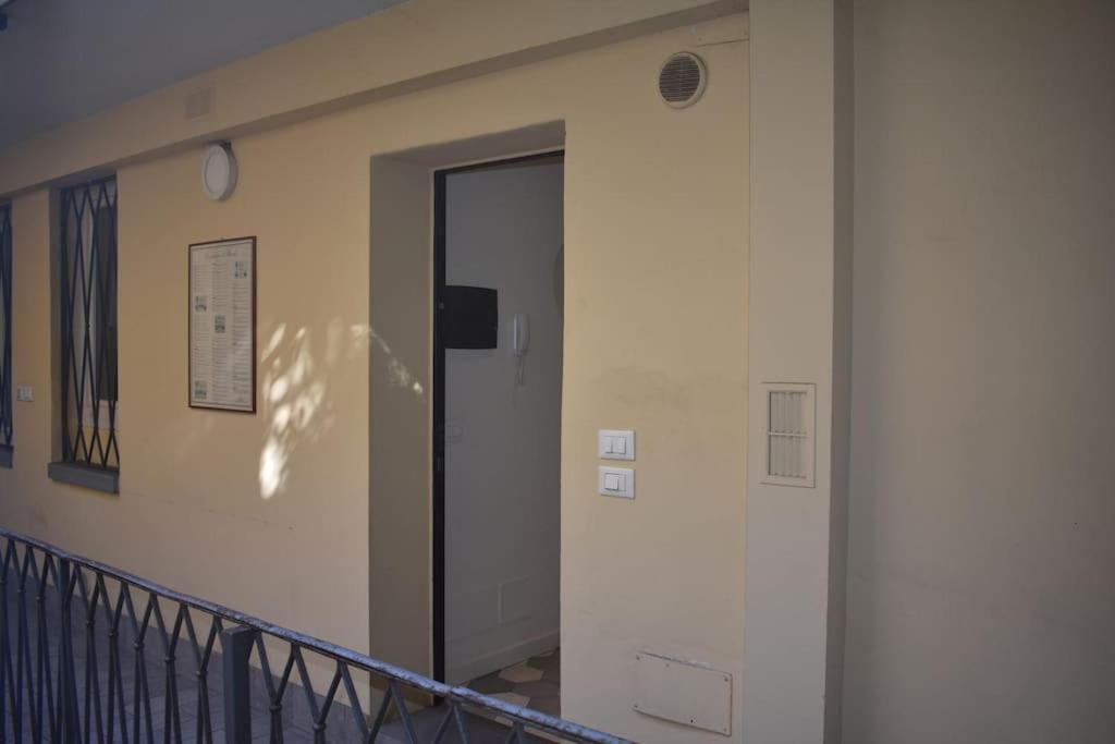 Nur 2 Casa Vacanze Bergamo Via Pignolo Luaran gambar